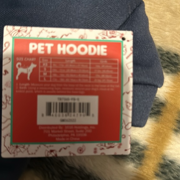 Pet Hoodie NWT - Picture 2 of 3